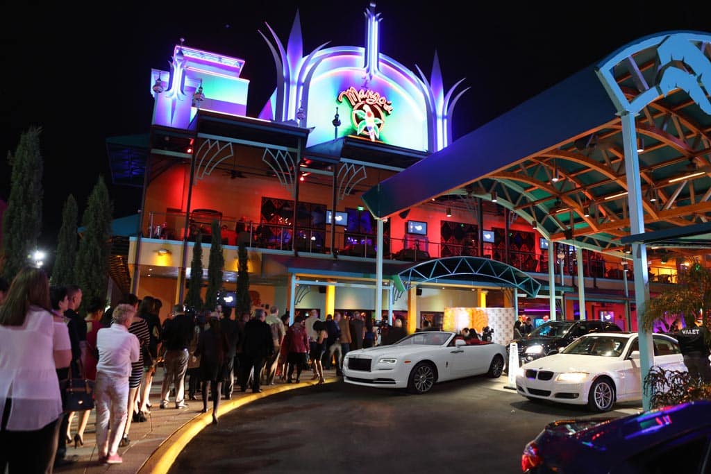 Mangos Orlando entrance at night