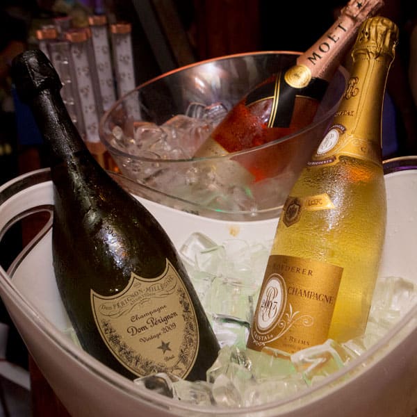 champagne-bottle-service-mangos-orlando-miami