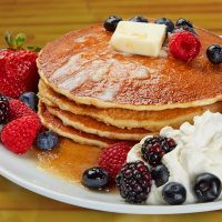 pancakes brunch at mangos cafe miami beach